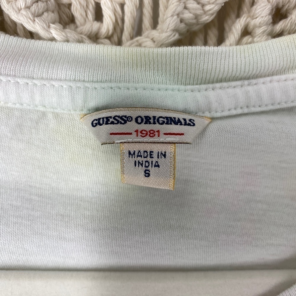 Guess Embroidered Logo Tie Dye T-Shirt Crew Neck - Picture 3 of 6